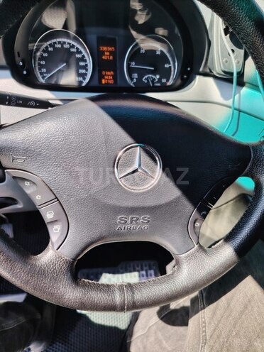 Mercedes Viano-8