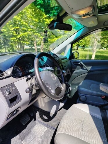 Mercedes Viano-6