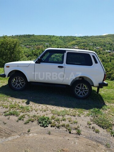 LADA (VAZ) Niva 2008, 124,000 km - 1.7 l - Yardımlı