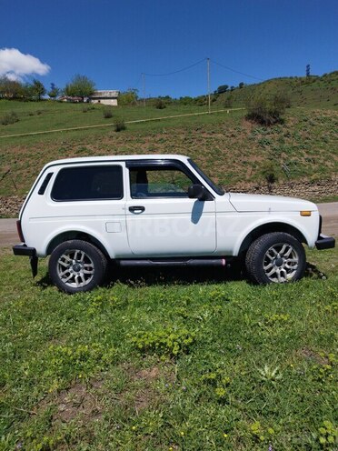 LADA (VAZ) Niva 2008, 124,000 km - 1.7 l - Yardımlı