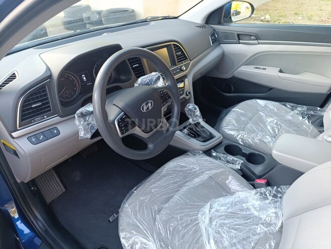 Hyundai Elantra 2018, 114,000 km - 2.0 l - Bakı