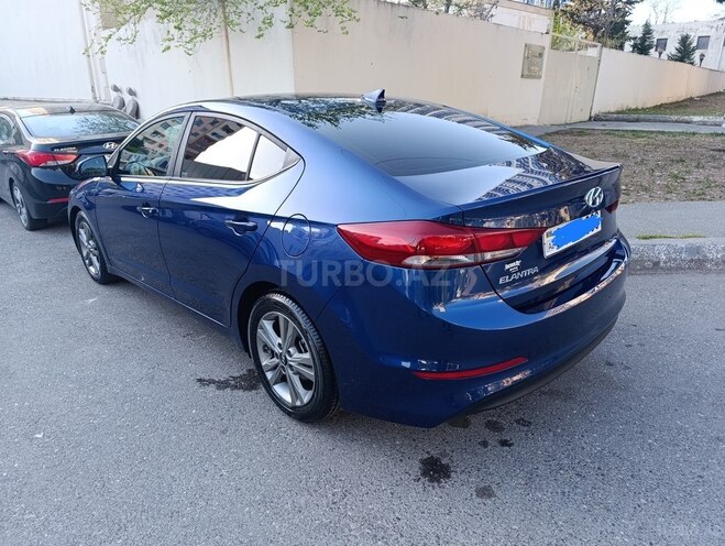 Hyundai Elantra 2018, 114,000 km - 2.0 l - Bakı