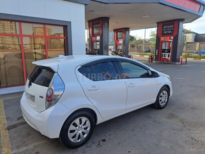 Toyota Aqua 2015, 129,000 km - 1.5 l - Bakı