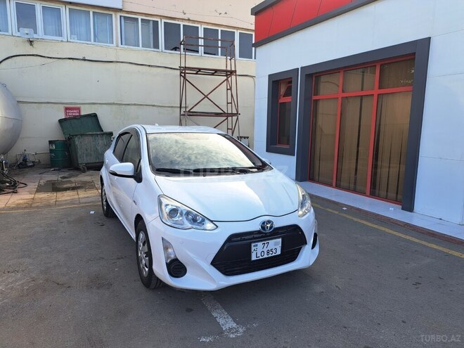 Toyota Aqua 2015, 129,000 km - 1.5 l - Bakı