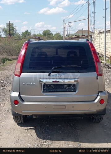 Nissan X-Trail 2005, 211,300 km - 2.5 l - Salyan
