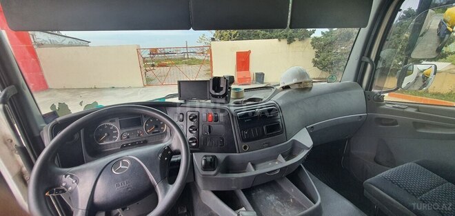 Mercedes Axor 1843 2011, 530,000 km - 12.0 л - Bakı