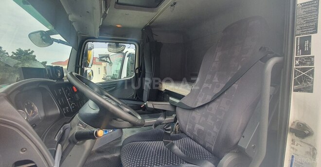 Mercedes Axor 1843 2011, 530,000 km - 12.0 л - Bakı