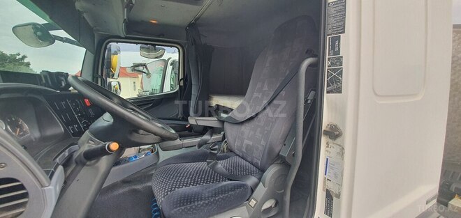 Mercedes Axor 1843 2011, 530,000 km - 12.0 л - Bakı