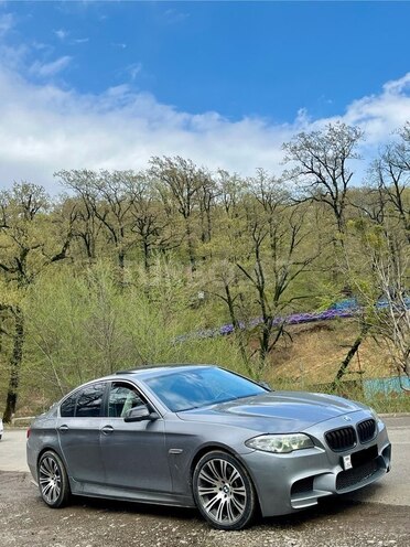 BMW 520 2015, 255,000 km - 2.0 l - Bakı