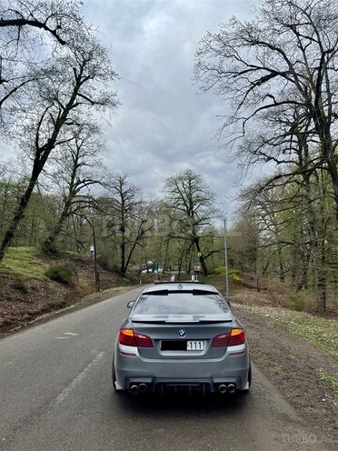 BMW 520 2015, 255,000 km - 2.0 l - Bakı