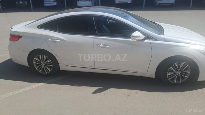Hyundai Grandeur 2015, 185,276 km - 2.2 л - Bakı