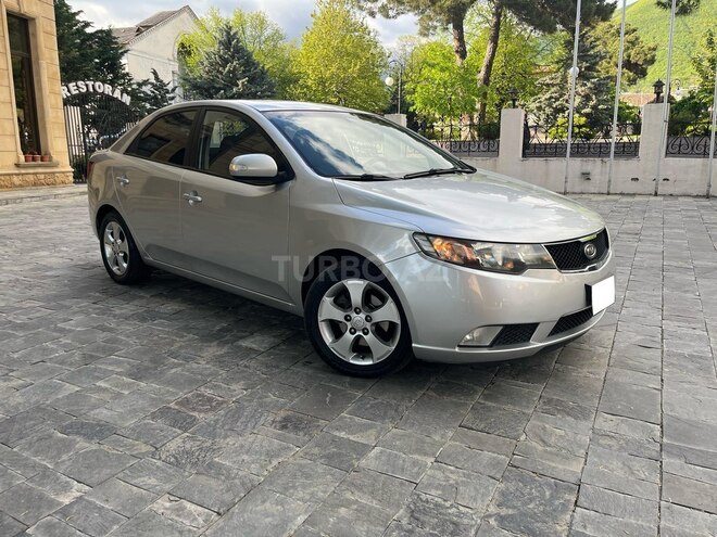 Kia Cerato 2009, 268,000 km - 1.6 l - Şəki