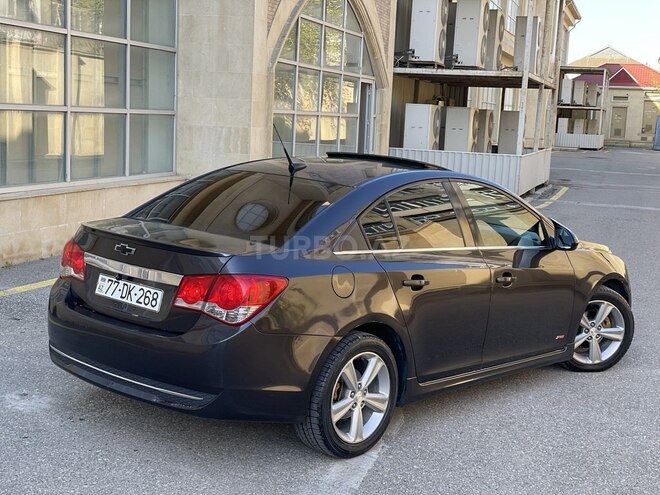 Chevrolet Cruze-7