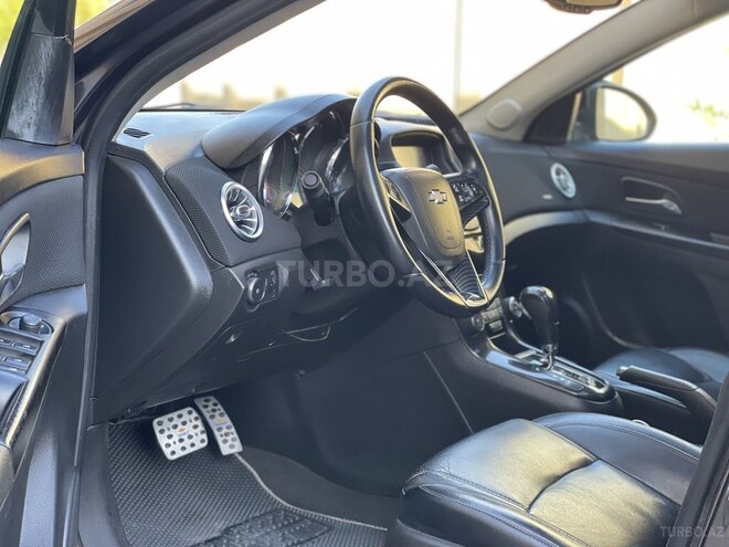 Chevrolet Cruze-8