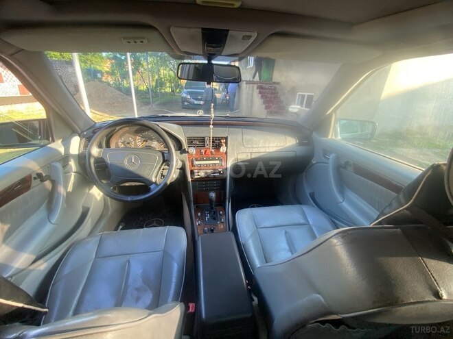 Mercedes C 230 1997, 272,535 km - 2.3 l - Masallı
