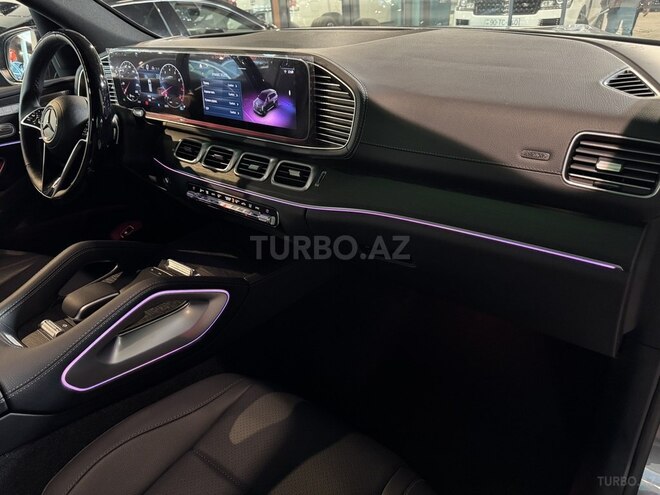 Mercedes GLS 450 4MATIC-11