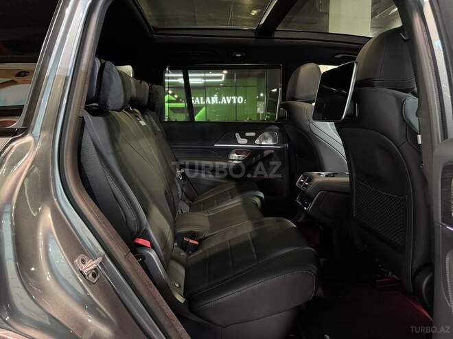 Mercedes GLS 450 4MATIC-13