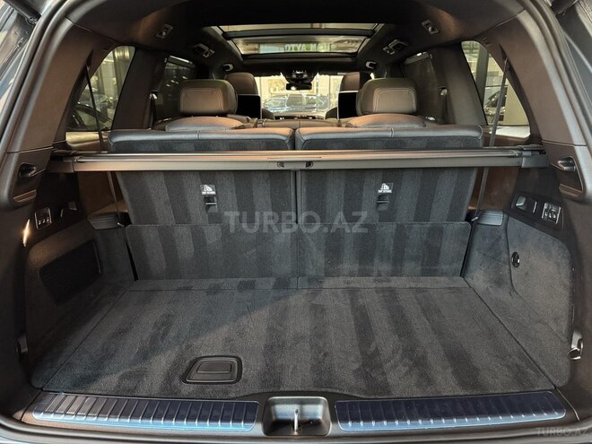 Mercedes GLS 450 4MATIC-23