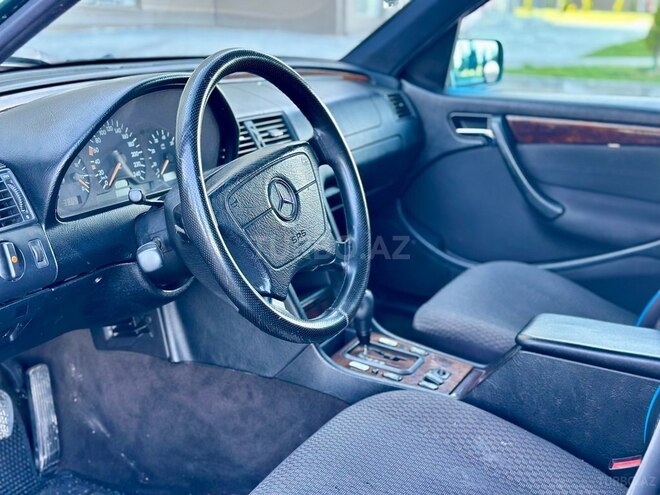 Mercedes C 180 1999, 258,542 km - 1.8 l - Bakı