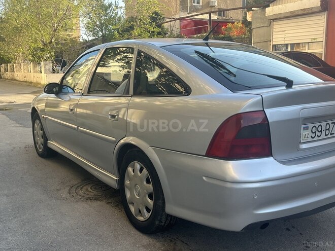 Opel Vectra-5