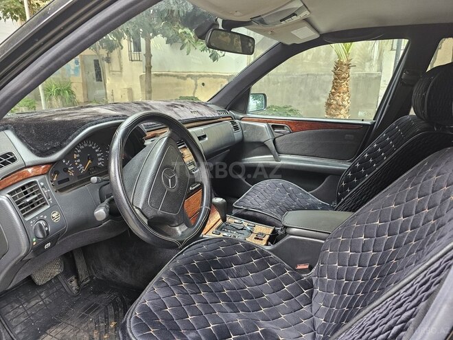 Mercedes E 230 1997, 430,000 km - 2.3 l - Bakı