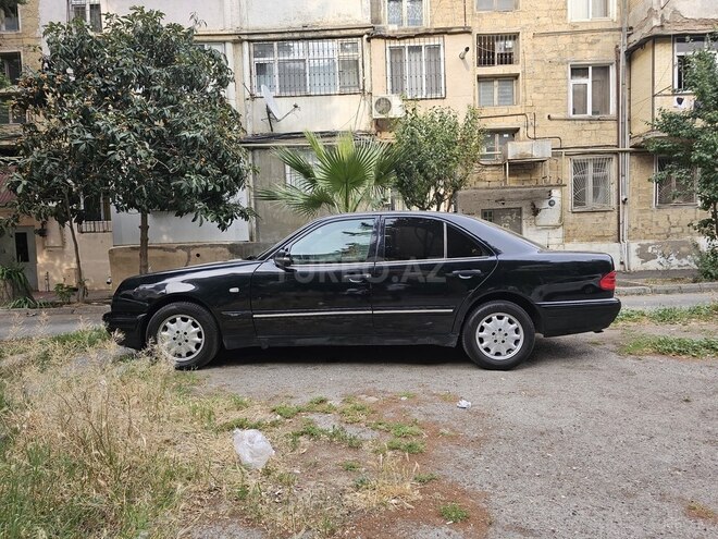 Mercedes E 230 1997, 430,000 km - 2.3 l - Bakı