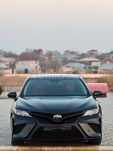 Toyota Camry-1