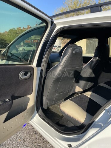 Renault Megane-10