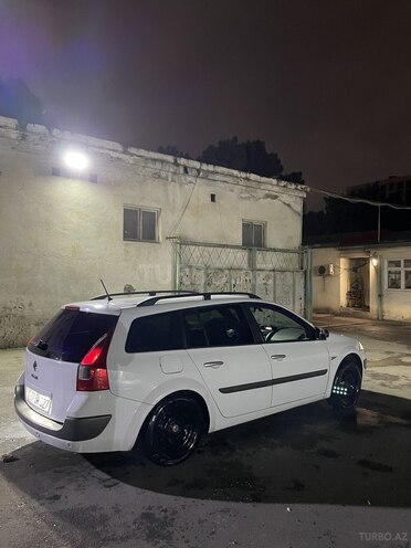 Renault Megane-7