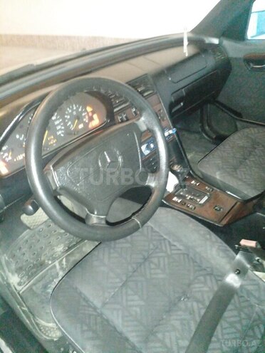 Mercedes C 180 1995, 235,000 km - 1.8 l - Şəmkir