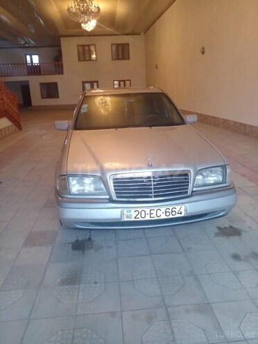 Mercedes C 180 1995, 235,000 km - 1.8 l - Şəmkir