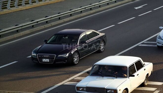 Audi A8 2012, 245,000 km - 3.0 л - Bakı