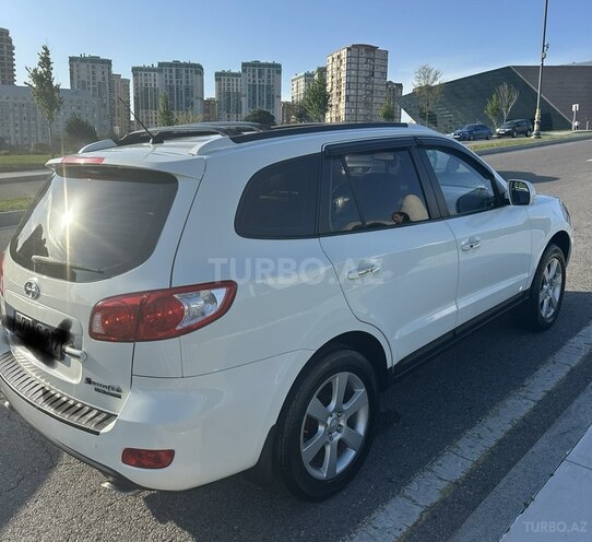 Hyundai Santa Fe-4