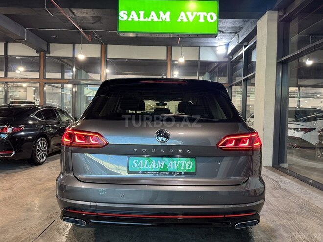 Volkswagen Touareg 2018, 101,000 km - 3.0 l - Bakı