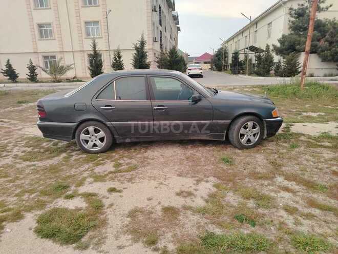 Mercedes C 280 1995, 352,000 km - 2.8 l - Bakı