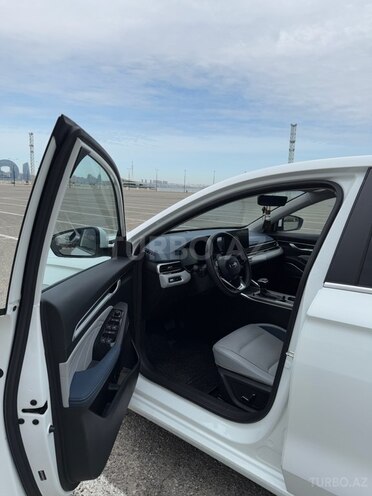 Geely Emgrand 2023, 41,500 km - 1.5 l - Bakı