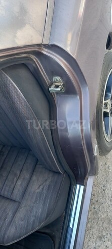 Mercedes E 250 1992, 388,880 km - 2.5 l - Şirvan