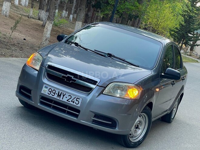 Chevrolet Aveo-1