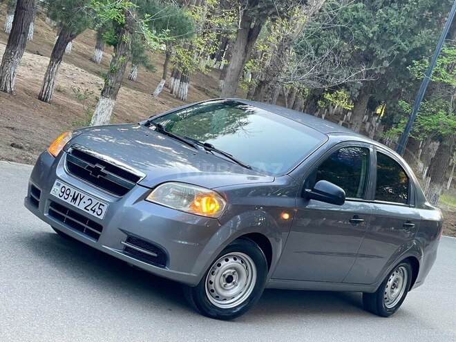 Chevrolet Aveo-3