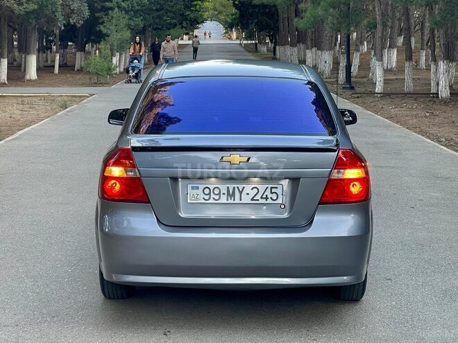 Chevrolet Aveo-9