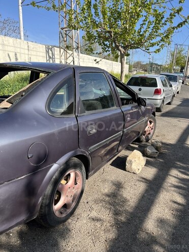 Opel Vectra 1996, 291,000 km - 1.8 l - Bakı