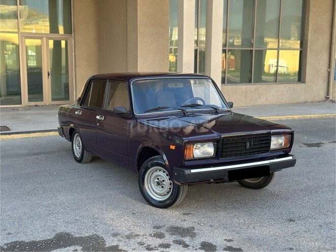 LADA (VAZ) 2107 2000, 99,000 km - 1.6 л - Salyan