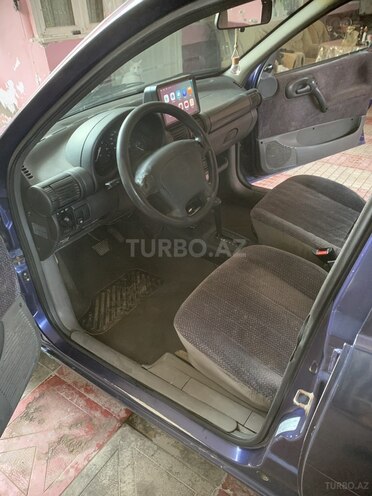 Opel Vita 1995, 235,358 km - 1.4 l - Qazax