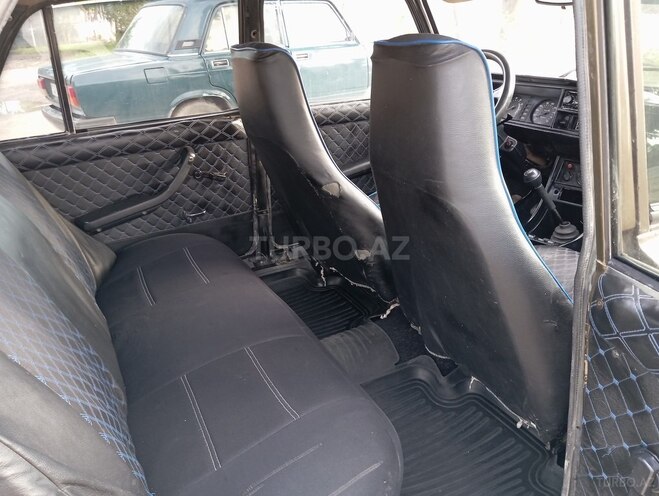 LADA (VAZ) 2107 1982, 99,999 km - 1.6 l - Salyan