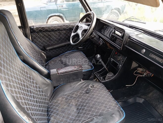 LADA (VAZ) 2107 1982, 99,999 km - 1.6 l - Salyan