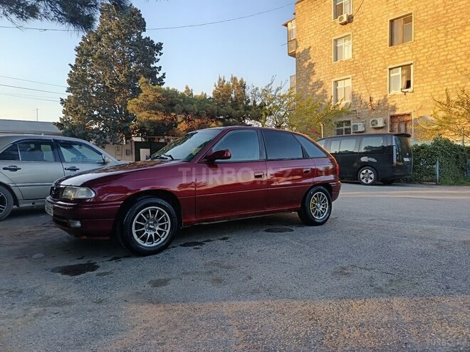 Opel Astra 1996, 329,052 km - 1.6 l - Bakı