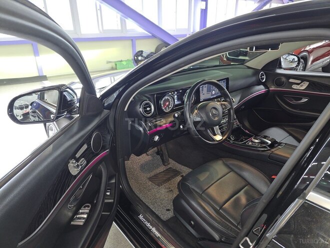 Mercedes E 220 d 2016, 275,600 km - 2.0 l - Bakı