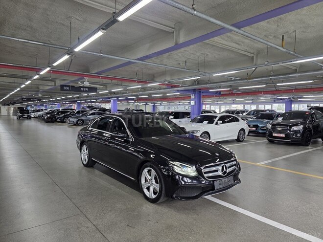 Mercedes E 220 d 2016, 275,600 km - 2.0 l - Bakı