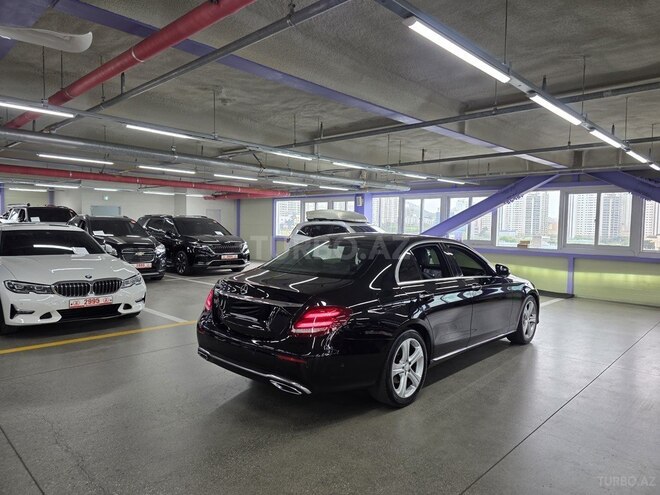 Mercedes E 220 d 2016, 275,600 km - 2.0 l - Bakı