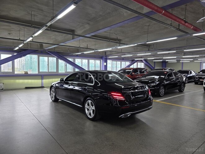 Mercedes E 220 d 2016, 275,600 km - 2.0 l - Bakı